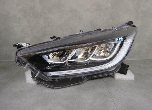 KOPLAMP TOYOTA YARIS IV 4 MAZDA 2 LED LH LINKS 20- A1348/5K/14A
