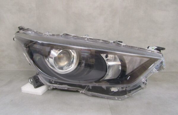 KOPLAMP TOYOTA YARIS 4 IV STANDAARD  LENS 20- / MAZDA 2 22- RECHTS A1340/4K/11E