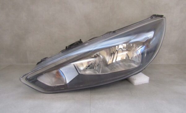KOPLAMP FORD FOCUS MK3 III FACELIFT 14-19 LED LH LINKS F1EB-13W030 A1244/4K/8B
