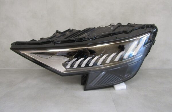 Koplamp Audi Q8 SQ8 RSQ8 Full LED Matrix 18-24 Links 4M8941035 A1275/5K/3C