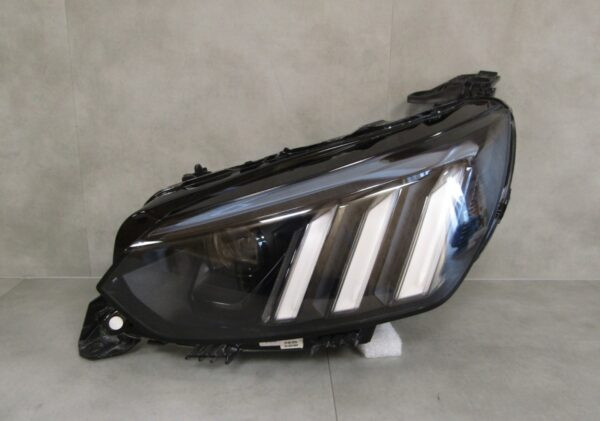 KOPLAMP PEUGEOT 208 II 2 2008 II 2 VOLLEDIGE LED 19-23 LH LINKS 9841642080 S1261/K5/1D