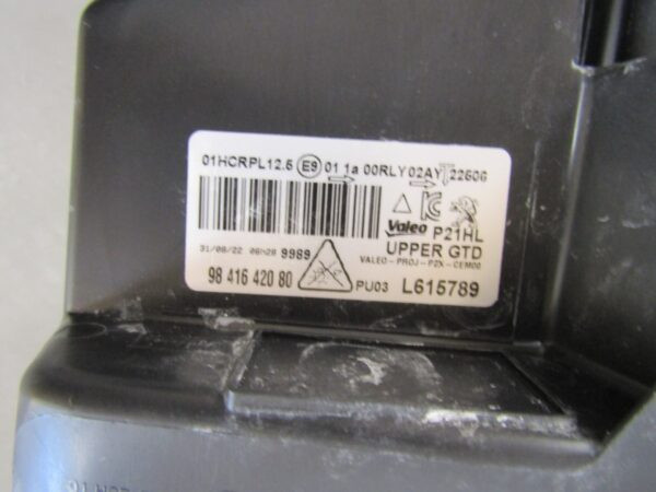 KOPLAMP PEUGEOT 208 II 2 2008 II 2 VOLLEDIGE LED 19-23 LH LINKS 9841642080 S1261/K5/1D