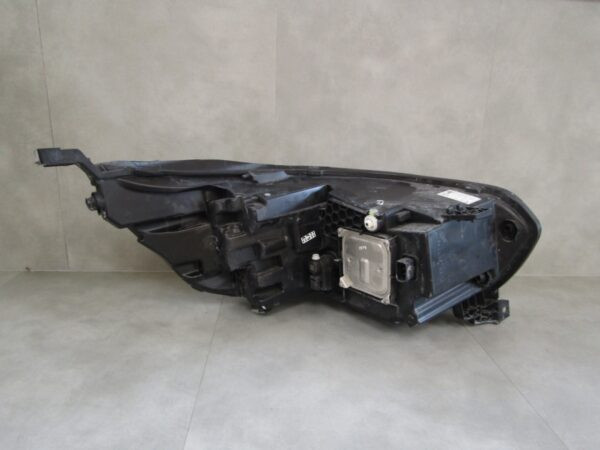 KOPLAMP RENAULT TRAFIC 3 III FACELIFT LED LH LINKS 20- 260601790R S1270/A155