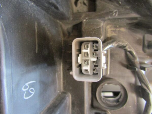 KOPLAMP TOYOTA YARIS 3 III HYBRIDE STANDAARD LED 12-14 LH LINKS A1288/5K/8C