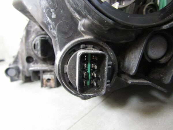 KOPLAMP KIA SPORTAGE 3 NORMALE LENS + LED 10-15 LINKS A1326/5K/6E