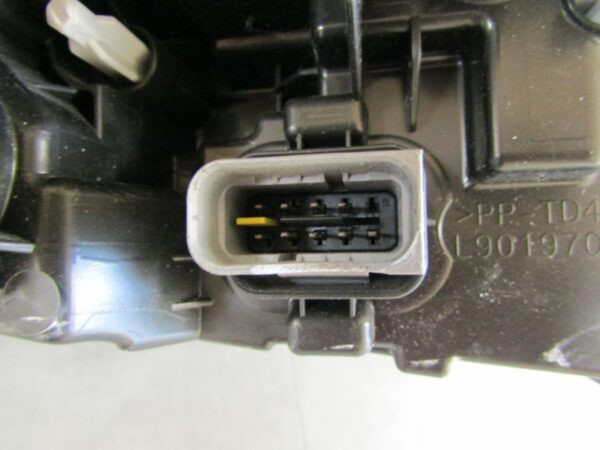 KOPLAMP Peugeot 3008 II 5008 II FACELIFT FULL LED LH LINKS Q1142/B36