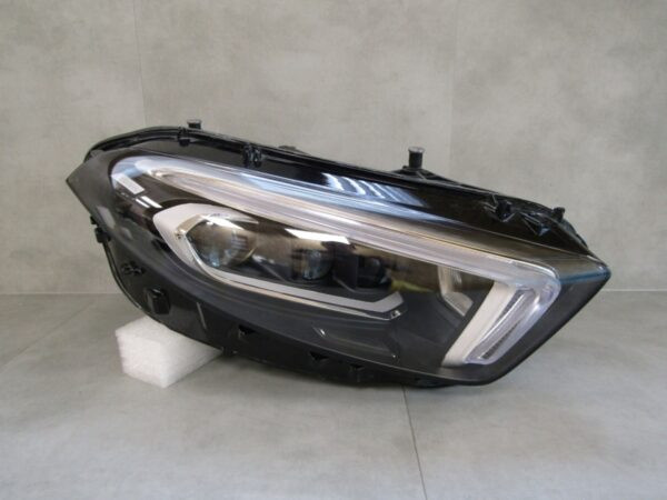 KOPLAMP Mercedes A-Klasse W177 MULTIBEAM 18-22- RECHTS Q1110/A190