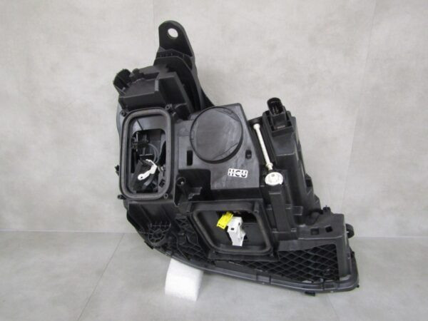 KOPLAMP Mercedes E-Klasse 213 MULTIBEAM BLAUW LED 16-20 LINKS A2139069504 Q1057/K5 4B