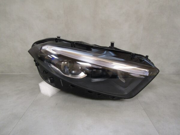 KOPLAMP Mercedes A-Klasse W177 FACELIFT MULTIBEAM 23- RECHTS Q1101/K5 2A