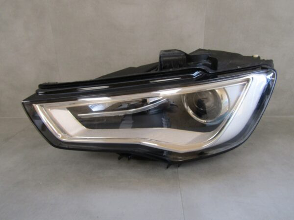 Koplamp Audi A3 8V XENON 12-16 LH 8V0941005C LINKS Q1122/F83
