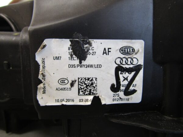 Koplamp Audi A3 8V XENON 12-16 LH 8V0941005C LINKS Q1122/F83