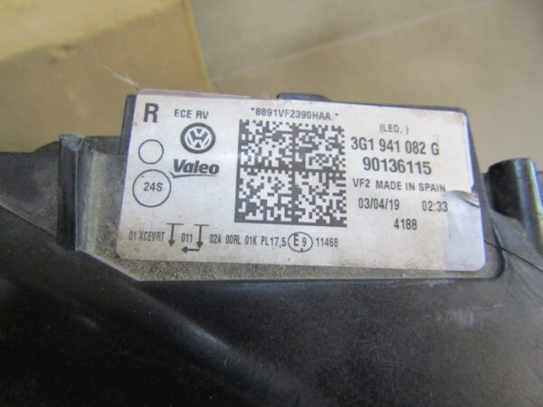 KOPLAMP VOLKSWAGEN VW Passat B8 FULL LED 14-19 LH 3G1941082G LINKS Q1111/F65