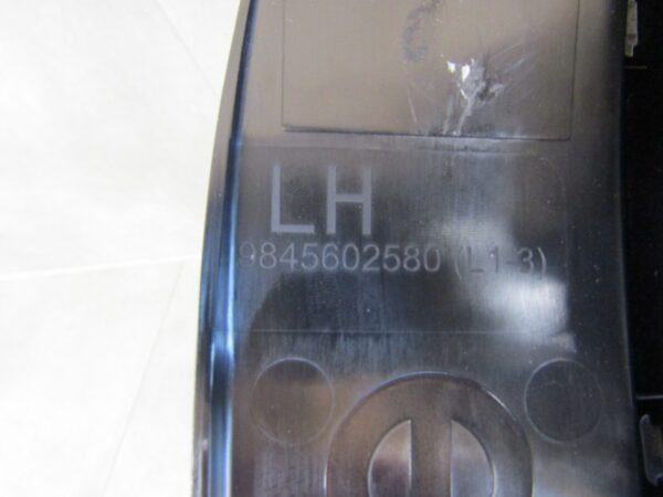 Achterlicht Citroen C3 IV STANDAARD 24- LH 9845602580 LINKS ACHTER Q1077/B74