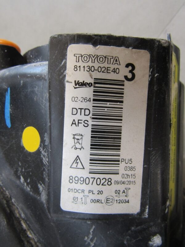 KOPLAMP TOYOTA AURIS 2 II XENON 12-15 RH RECHTS 81130-02E40 S1170/K5/10E