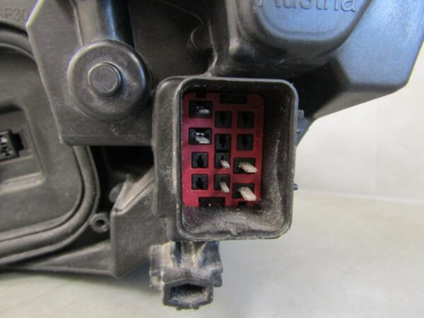 Koplamp Volvo V40 2 II FACELIFT FULL LED 16-19 32228480 RECHTS Q1039/C132