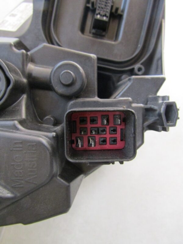 Koplamp Volvo V40 2 II FACELIFT MID LED 16-19 32228483 LINKS  S1148/B1