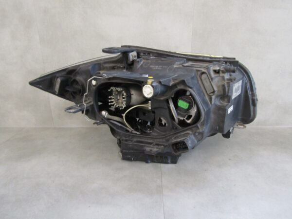 Koplamp BMW 1 SERIE E81 E87 FACELIFT XENON 07-11 LH 6311 7170291 LINKS Q1119/F72
