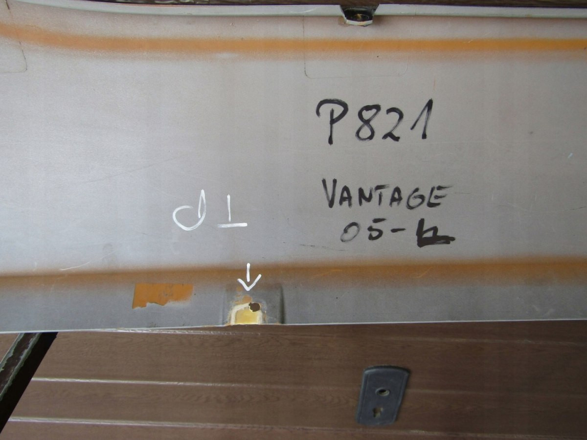 Zijskirt Dorpellijst links Aston Martin Vantage 05 - Dorpel 8544547190 P821