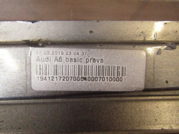 Zijskirt Rechts Dorpellijst Audi A6 C8 4K0 afdekking 18- 4k0853856 Dorpel P10159