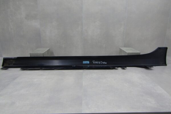 Zijskirt Dorpellijst Rechts BMW 1 F40 2 F44 19-Dorpel 51777461382 P16063