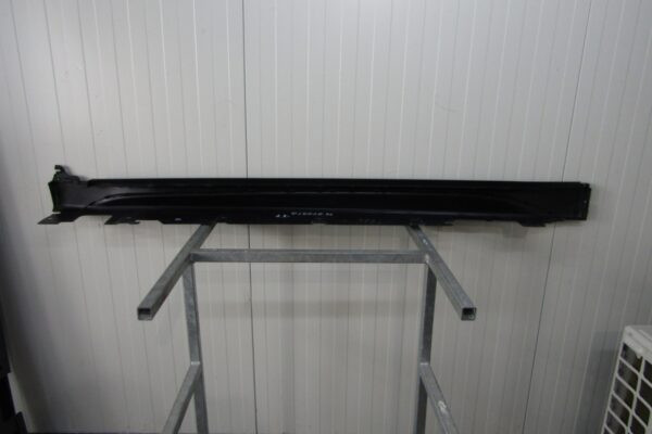 Zijskirt Dorpellijst Rechts BMW X1 F48 Sport Line X Line XLine 51777332328 Dorpel P15018