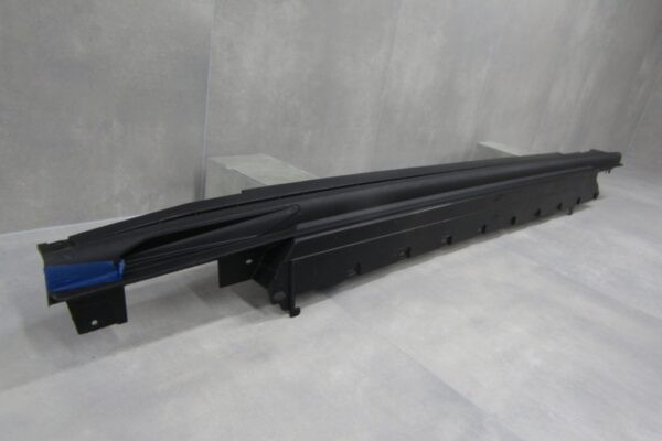 Zijskirt Links Dorpellijst BMW i4 G26 BEV Electrisch 20- i-4 onderste uitvoering 51778737087 Dorpel P16065