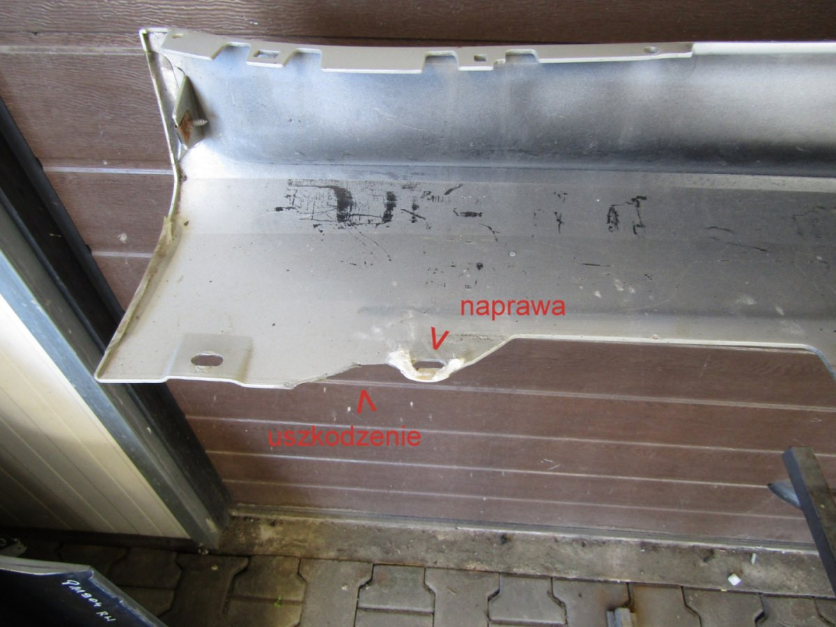 Zijskirt Links Dorpellijst Aston Martin Vantage S V12 ad2386907402 Dorpel P11911