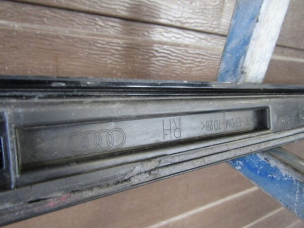 Zijskirt Dorpellijst Rechts Audi A1 S-line Sline 82A 17- S1 82A853932A Dorpel P10277