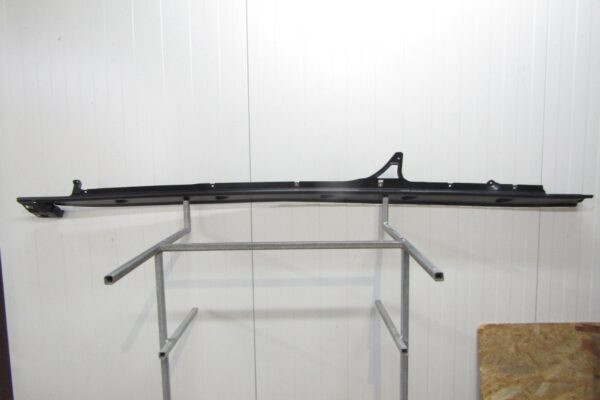 Zijskirt Rechts dorpellijst Audi Q8 Lamborghini Urus 18- 4M8 4M8825212 Dorpel P15728