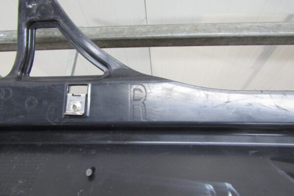 Zijskirt Rechts dorpellijst Audi Q8 Lamborghini Urus 18- 4M8 4M8825212 Dorpel P15728