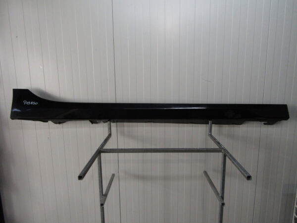 Zijskirt Dorpellijst Rechts BMW 1 F40 2 F44 19-Dorpel 51777461382 P13830