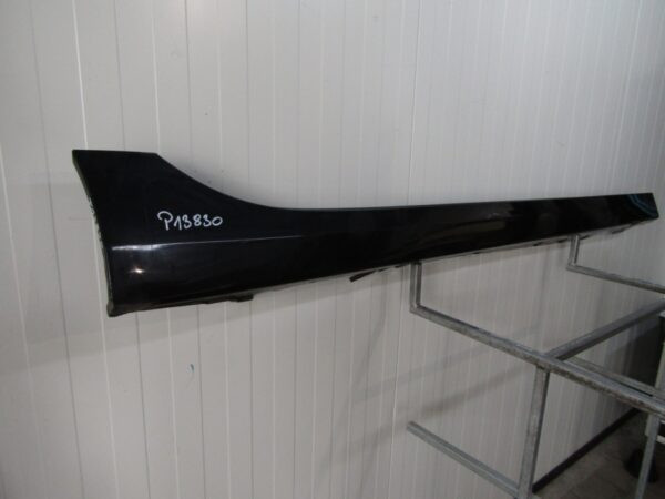 Zijskirt Dorpellijst Rechts BMW 1 F40 2 F44 19-Dorpel 51777461382 P13830