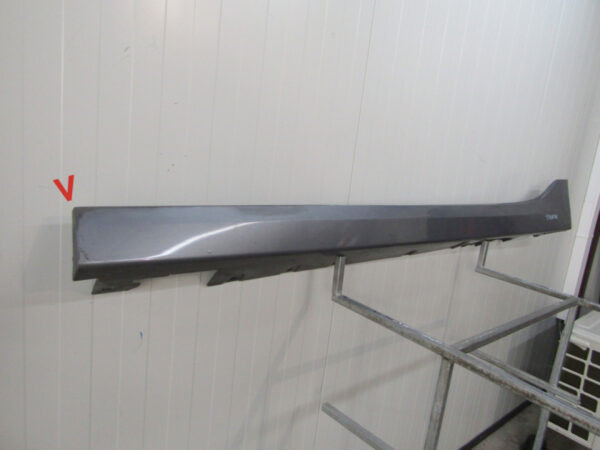 Zijskirt Links Dorpellijst BMW 1 F40 2 F44 19- Dorpel 51777461381 P13871