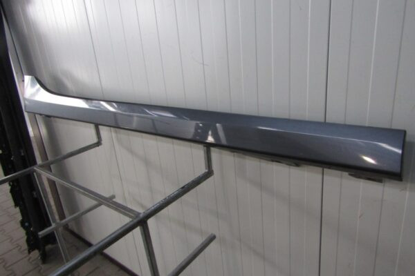Zijskirt Dorpellijst Rechts BMW 1 F40 2 F44 19-Dorpel 51777461382 P14339