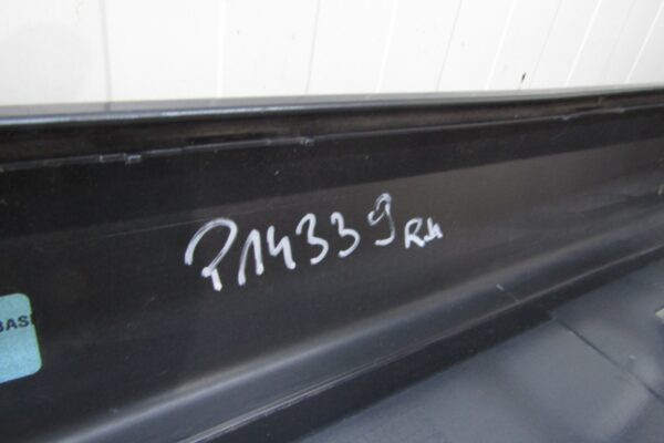 Zijskirt Dorpellijst Rechts BMW 1 F40 2 F44 19-Dorpel 51777461382 P14339