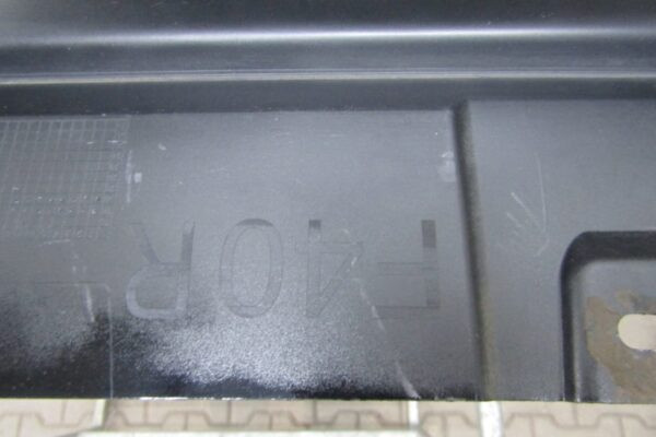 Zijskirt Dorpellijst Rechts BMW 1 F40 2 F44 19-Dorpel 51777461382 P14371