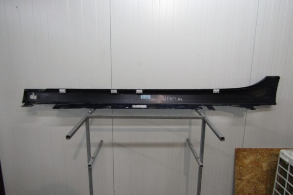 Zijskirt Dorpellijst Rechts BMW 1 F40 2 F44 19- Dorpel 51777461382 P15104