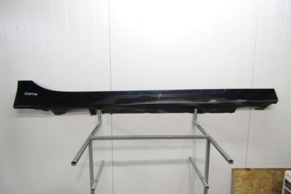 Zijskirt Dorpellijst Rechts BMW 1 F40 2 F44 19-Dorpel 51777461382 P15346