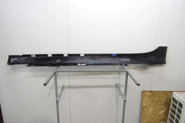 Zijskirt Dorpellijst Rechts BMW 1 F40 2 F44 19-Dorpel 51777461382 P15346