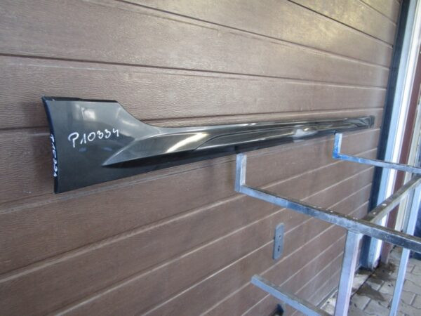 Zijskirt Dorpellijst Rechts Audi A1 Citycarver 82a 18- 82A853856 Dorpel P10334