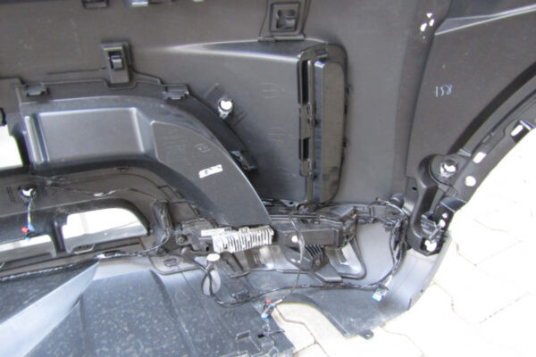 Bumper Land Rover Discovery V 5 17- WY42- 17F003-AAW Voorbumper KJ5610