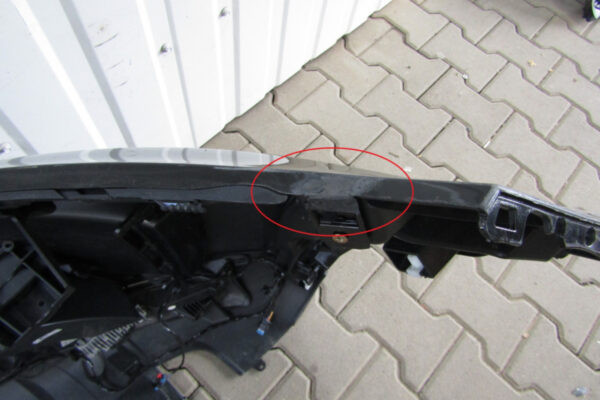 Bumper Land Rover Discovery V 5 17- WY42- 17F003-AAW Voorbumper KJ5610