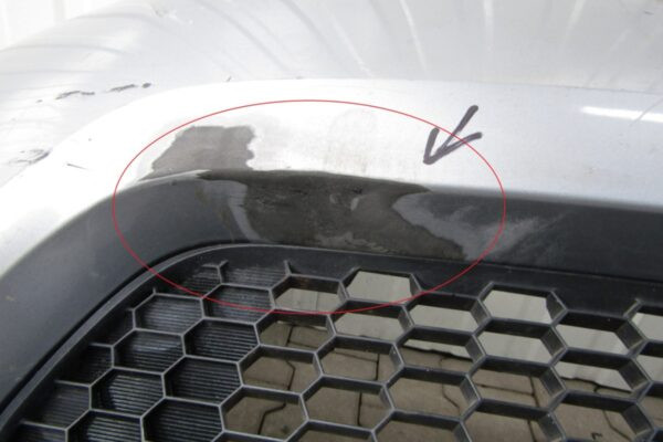 Bumper Toyota Sienna 10- Voorbumper MZ310
