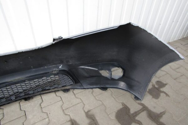 Bumper Toyota Sienna 10- Voorbumper MZ310