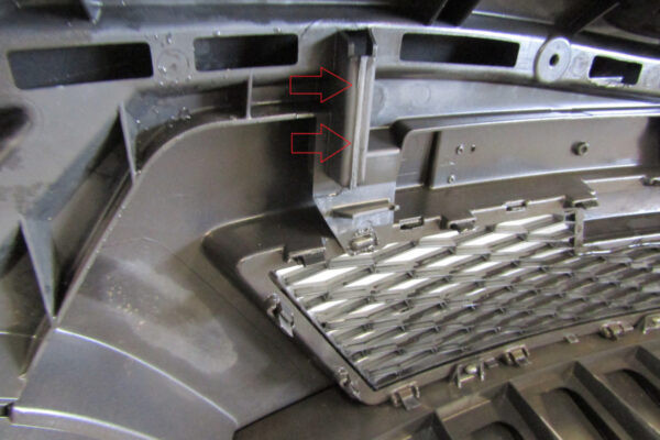 Bumper Seat Leon 2 II FACELIFT 1P0 09-12 1P0807221M Voorbumper MK701