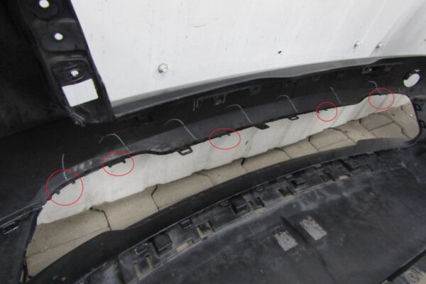 Bumper Jeep Cherokee V KL 14-18 5NJ52TRMAA Voorbumper KJ8861