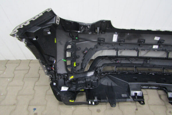 Bumper  Land Rover Discovery R Dynamic PDC, Kamera, FACELIFT 21- Voorbumper SM81
