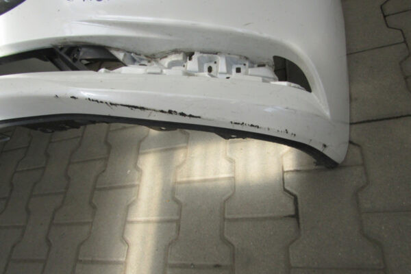 Bumper Mazda 3 IV Sedan 19- Voorbumper Q4182