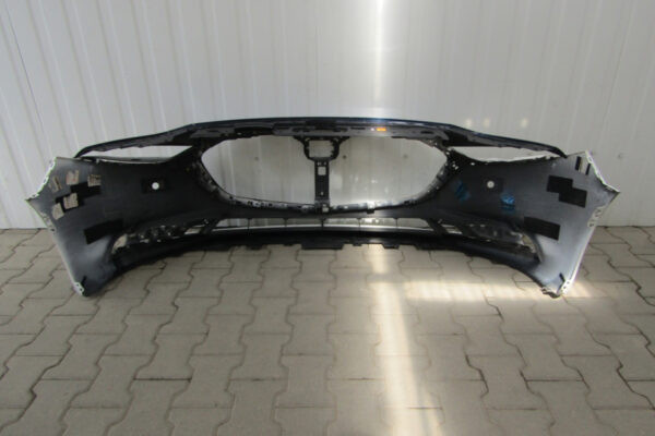 Bumper Mazda 3 IV Sedan 19- Voorbumper Q4182