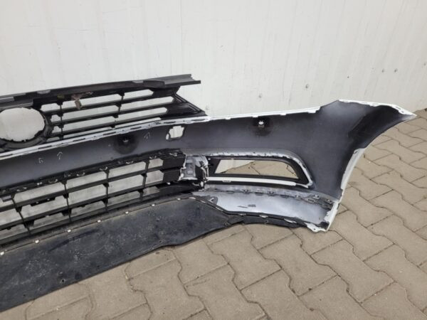 Bumper Volkswagen VW Passat B8 Highline 3G0 14-19 3G0807221A Voorbumper PJ1276